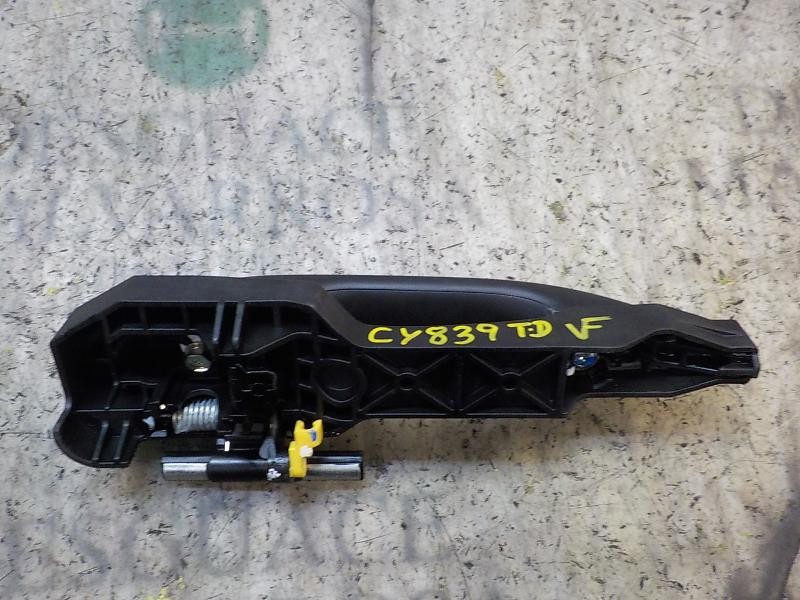 Recambio de maneta exterior trasera derecha para hyundai i10 1.0 cat referencia OEM IAM 82661B9001  