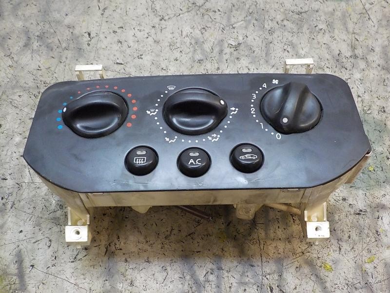 Recambio de mando calefaccion / aire acondicionado para renault clio ii fase i (b/cbo) 1.2 referencia OEM IAM   