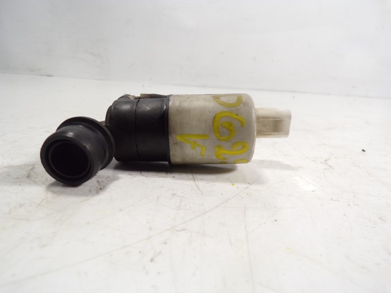 Recambio de bomba limpia para peugeot partner kasten 1.6 16v hdi cat referencia OEM IAM   