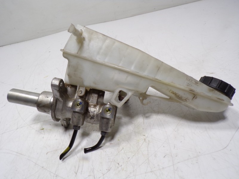 Recambio de bomba freno para citroën jumpy fugón 2.0 blue-hdi fap referencia OEM IAM 1613263780  