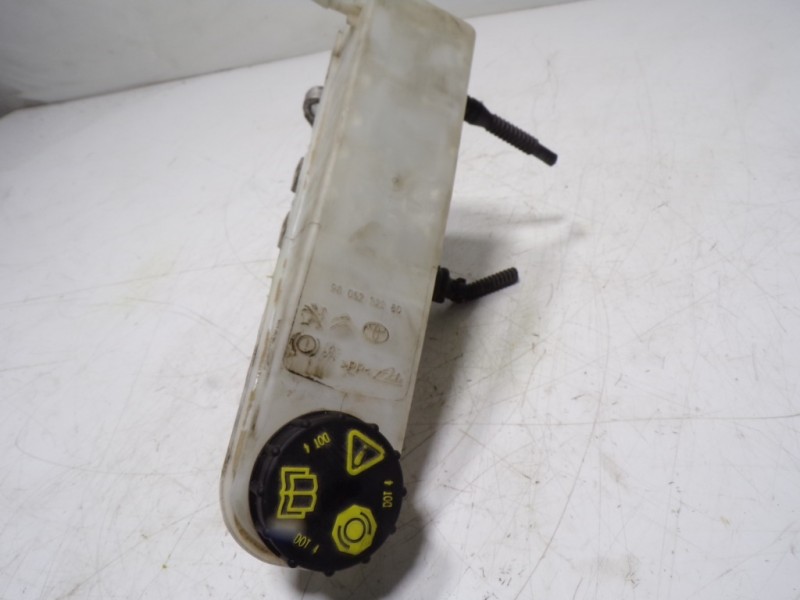 Recambio de bomba freno para citroën jumpy fugón 2.0 blue-hdi fap referencia OEM IAM 1613263780  