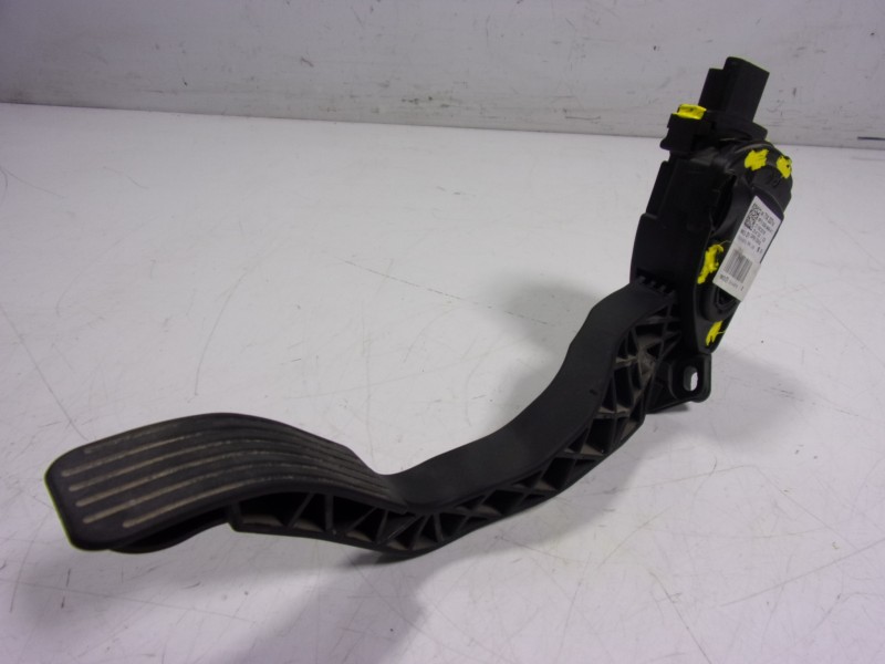 Recambio de potenciometro pedal para citroën c4 cactus 1.6 blue-hdi fap referencia OEM IAM  9671433780 