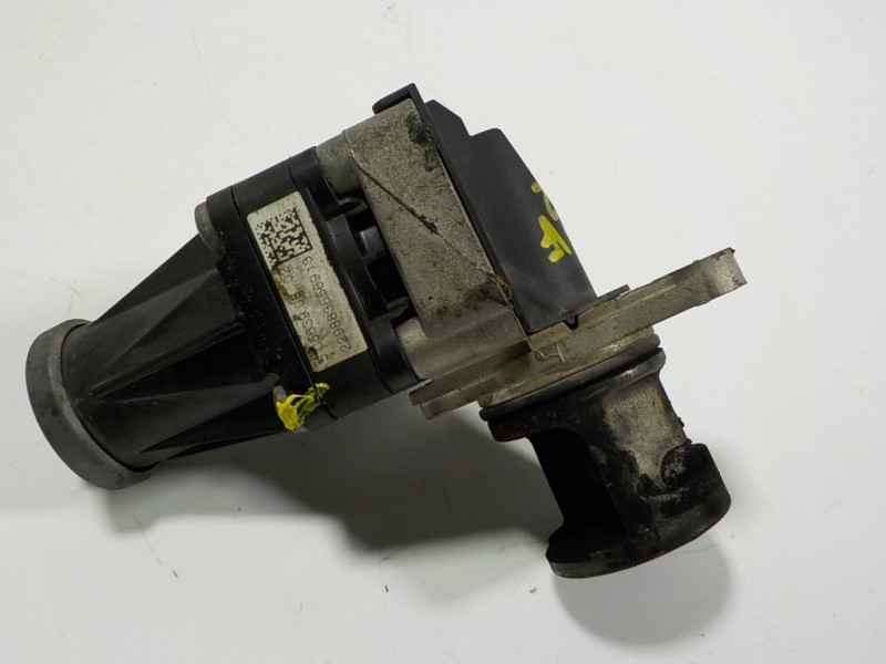 Recambio de valvula egr para ford transit courier 1.5 tdci cat referencia OEM IAM 2017409 FM5Q9D475AC 