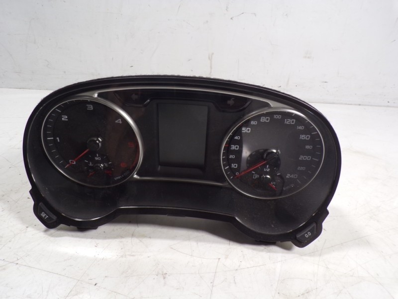 Recambio de cuadro instrumentos para audi a1 (8x) 1.6 tdi referencia OEM IAM 8X0920930D 8X0920930D 