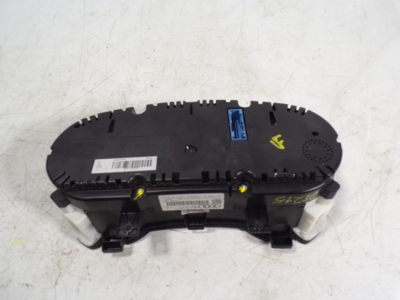Recambio de cuadro instrumentos para audi a1 (8x) 1.6 tdi referencia OEM IAM 8X0920930D 8X0920930D 