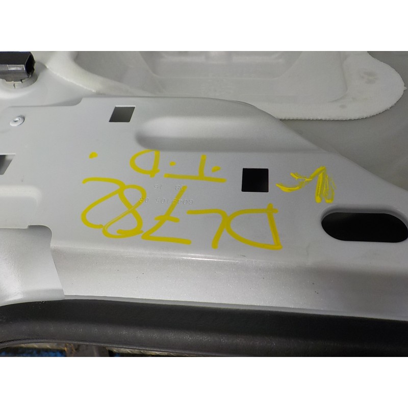 Recambio de puerta trasera izquierda para citroën c4 cactus 1.6 blue-hdi fap referencia OEM IAM   