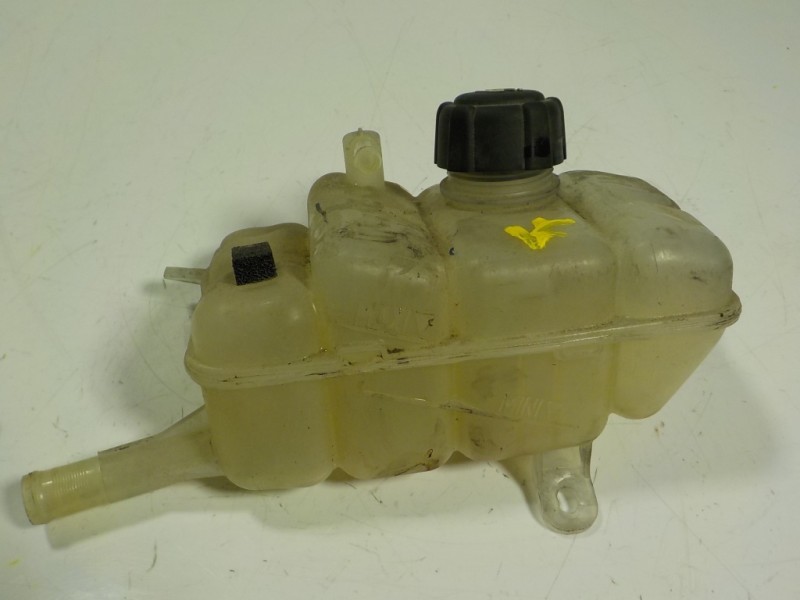 Recambio de deposito expansion para renault megane iv berlina 5p 1.2 tce energy referencia OEM IAM 217102781R  