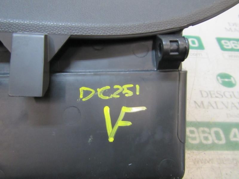 Recambio de guantera para ford fiesta (ccn) titanium referencia OEM IAM 2014389  