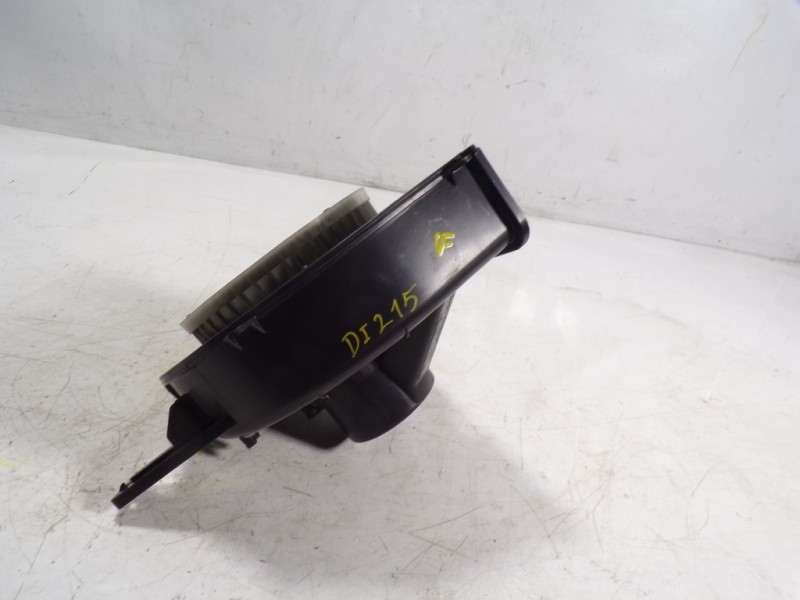 Recambio de motor calefaccion para audi a1 (8x) 1.6 tdi referencia OEM IAM 6R1819015  