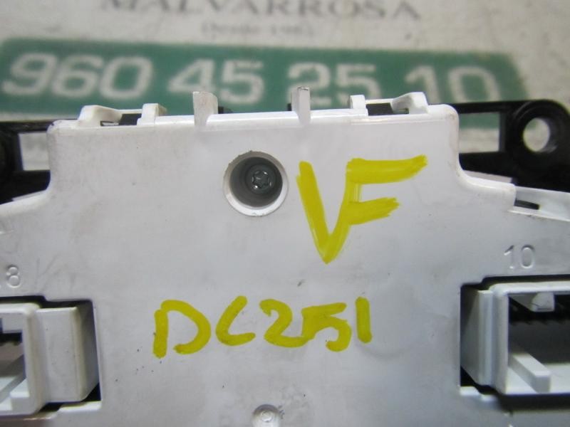 Recambio de mando climatizador para ford fiesta (ccn) titanium referencia OEM IAM 1935902 C1BT18C812AF 