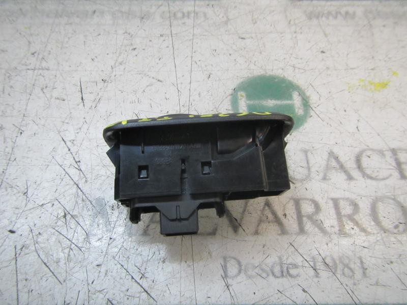 Recambio de mando elevalunas trasero izquierdo para ford fiesta (ccn) titanium referencia OEM IAM 1850432  