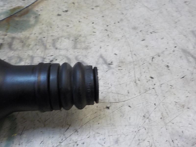 Recambio de transmision central para mercedes-benz clase c (w204) berlina 1.6 cat referencia OEM IAM A2044100106  