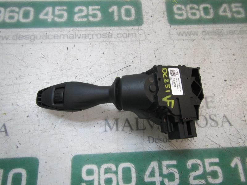 Recambio de mando limpia para ford fiesta (ccn) titanium referencia OEM IAM 1537625 8A6T17A553AC 