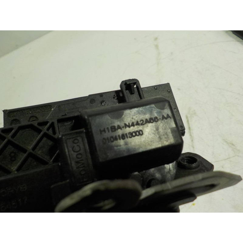 Recambio de cerradura maletero / porton para ford fiesta (ce1) 1.1 cat referencia OEM IAM 2177772 H1BAN442A66AA 
