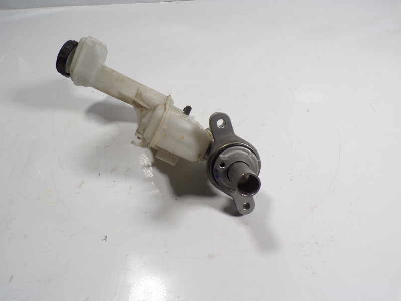 Recambio de bomba freno para nissan qashqai (j11) 1.2 16v cat referencia OEM IAM 460104EH1A  