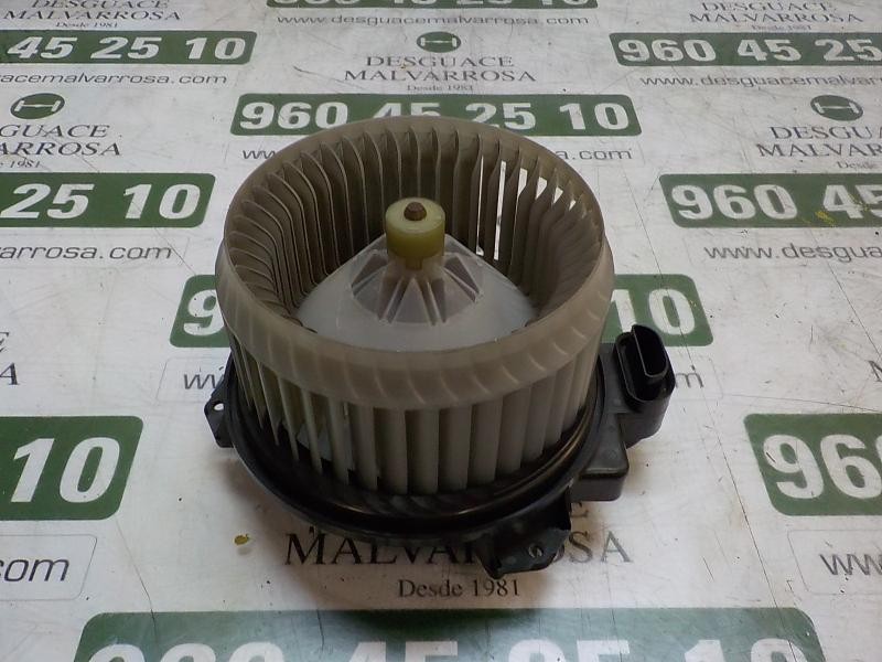 Recambio de motor calefaccion para toyota yaris 1.4 turbodiesel cat referencia OEM IAM 871030D220  