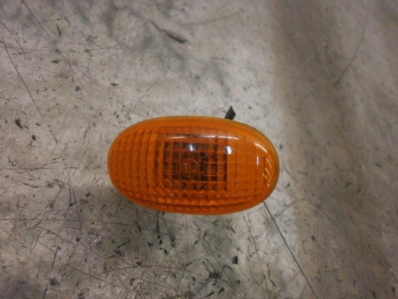 Recambio de piloto lateral derecho para daewoo kalos 1.2 se referencia OEM IAM   