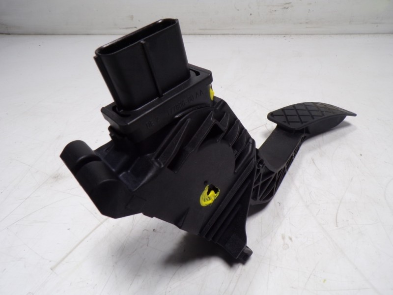 Recambio de potenciometro pedal para volkswagen golf vii lim. 1.6 tdi dpf referencia OEM IAM 5Q2723503D 5Q2723503D 
