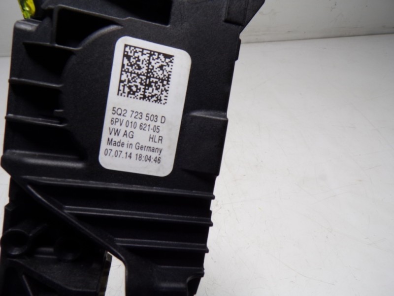 Recambio de potenciometro pedal para volkswagen golf vii lim. 1.6 tdi dpf referencia OEM IAM 5Q2723503D 5Q2723503D 