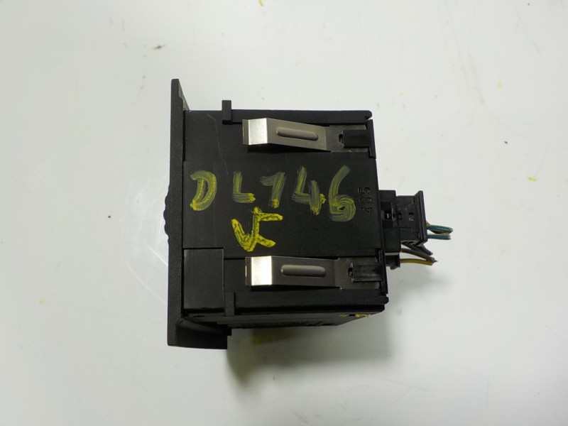 Recambio de warning para bmw serie 3 touring (e91) 2.0 16v cat referencia OEM IAM 61319196713 6131694565201 