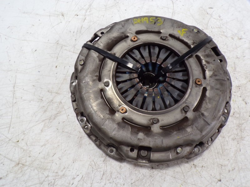 Recambio de kit embrague para kia cee´d 1.4 crdi cat referencia OEM IAM   