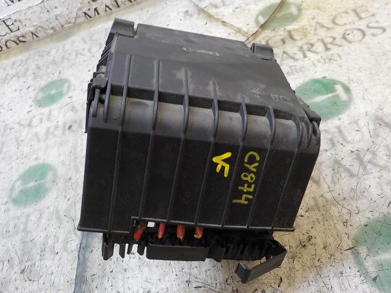 Recambio de caja reles / fusibles para volkswagen golf v berlina (1k1) referencia OEM IAM 1K0937125A  