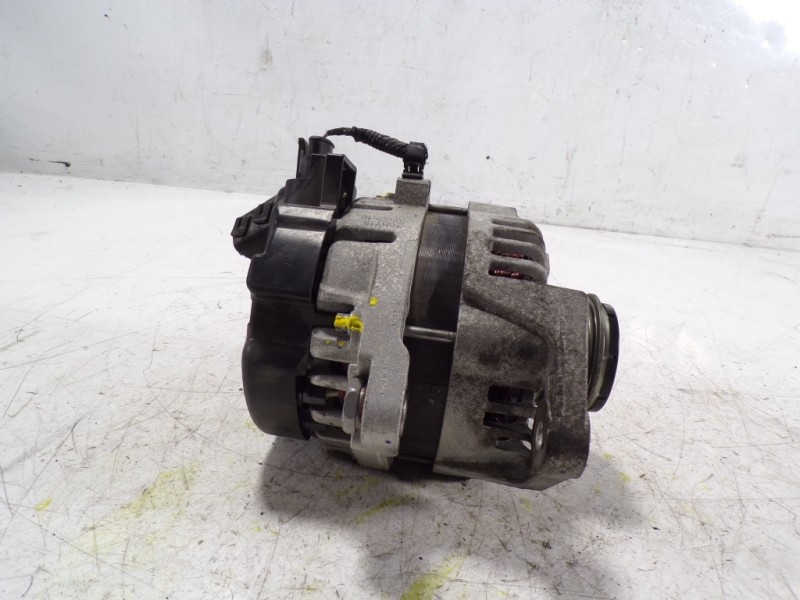 Recambio de alternador para hyundai i20 1.0 tgdi cat referencia OEM IAM 3730004950 3730004950 8400383