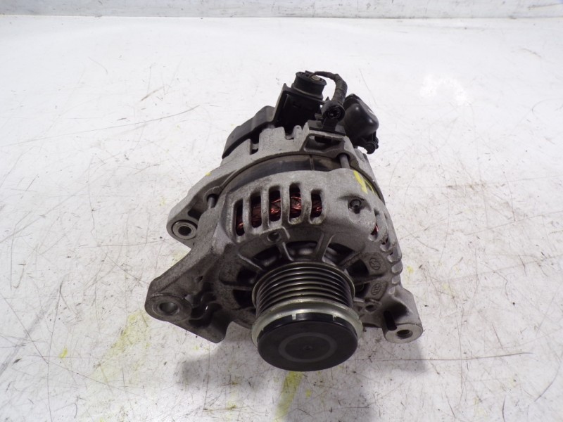 Recambio de alternador para hyundai i20 1.0 tgdi cat referencia OEM IAM 3730004950 3730004950 8400383
