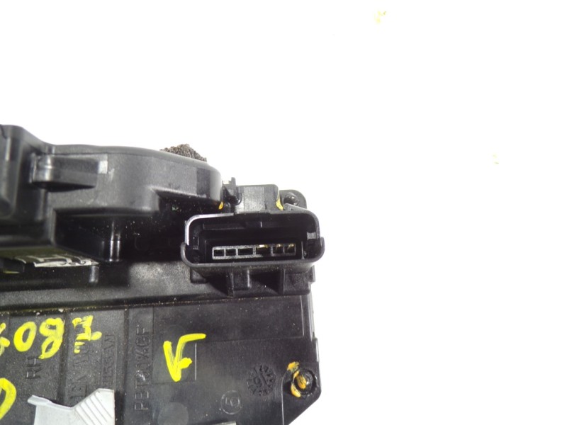 Recambio de cerradura puerta trasera derecha para nissan qashqai (j11) 1.2 16v cat referencia OEM IAM 825004EA2A  