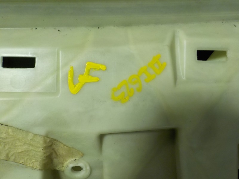 Recambio de porton trasero para renault megane iv berlina 5p 1.2 tce energy referencia OEM IAM 901007674R  