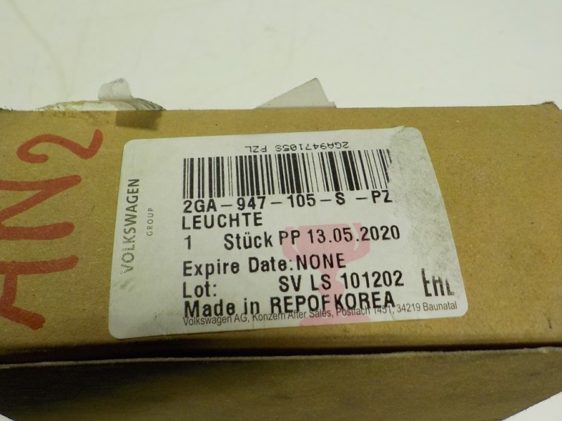 Recambio de piloto interior para volkswagen polo 1.0 tsi referencia OEM IAM  2GA947105S 