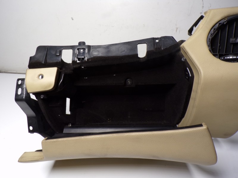 Recambio de guantera para mercedes-benz clase cls (w219) 3.0 cdi cat referencia OEM IAM A21968000988L22 E08831021 