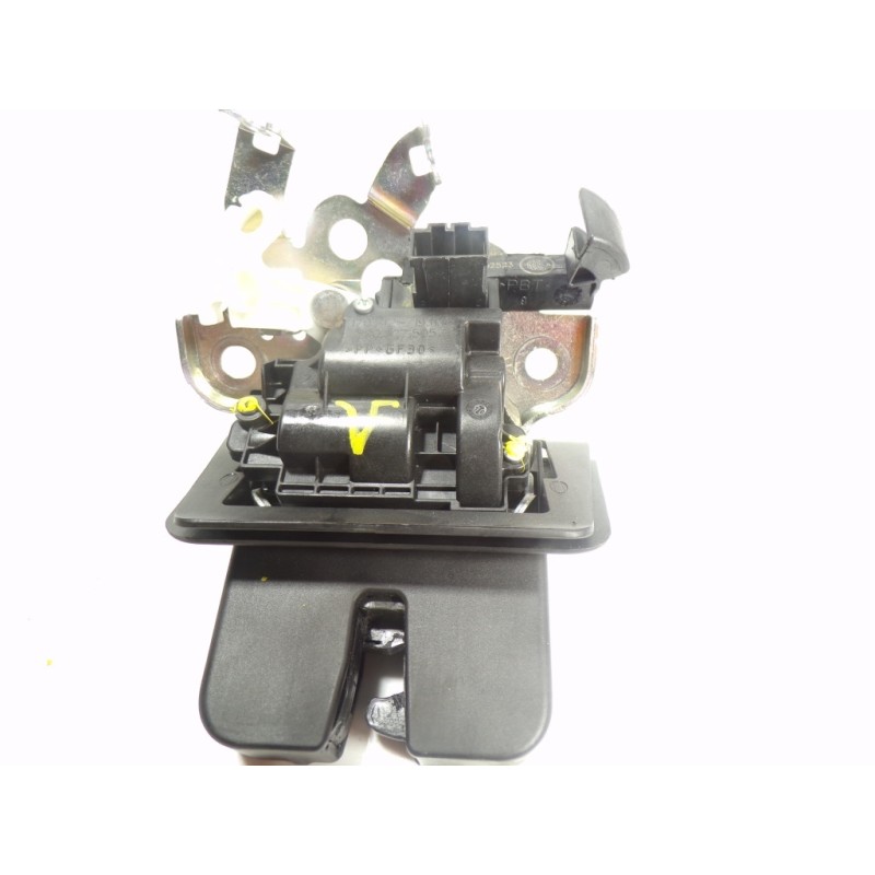 Recambio de cerradura maletero / porton para audi a3 sportback (8vf) s line edition referencia OEM IAM 8R0827505A 8R0827505A 