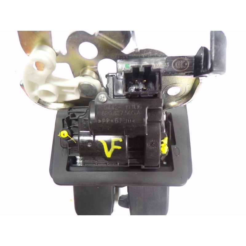 Recambio de cerradura maletero / porton para audi a3 sportback (8vf) s line edition referencia OEM IAM 8R0827505A 8R0827505A 