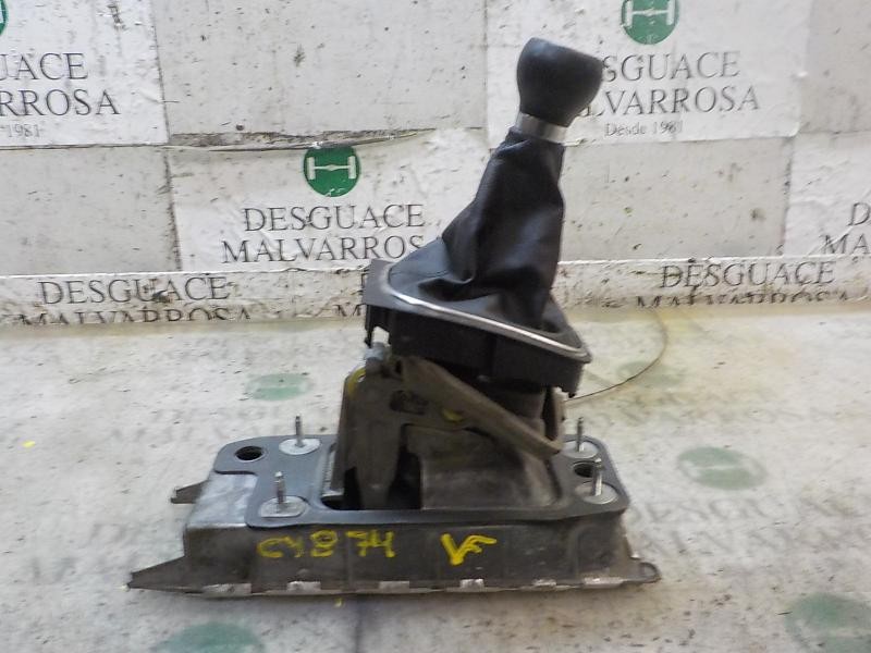 Recambio de palanca cambio para volkswagen golf v berlina (1k1) referencia OEM IAM 1K0711050A  