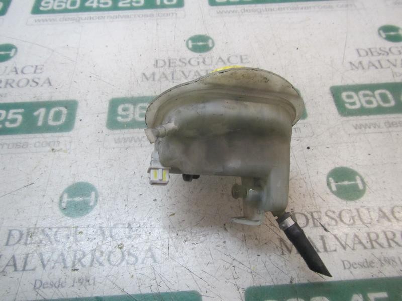 Recambio de deposito servo para audi allroad quattro (4b5) 2.5 v6 24v tdi referencia OEM IAM 4B0611301E  