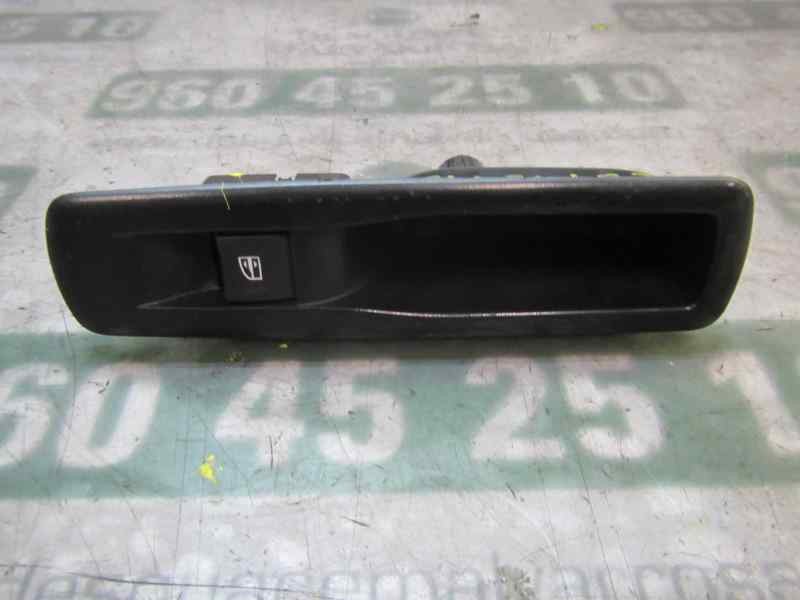 Recambio de mando elevalunas trasero izquierdo para renault scenic iii grand dynamique referencia OEM IAM 254010003R  