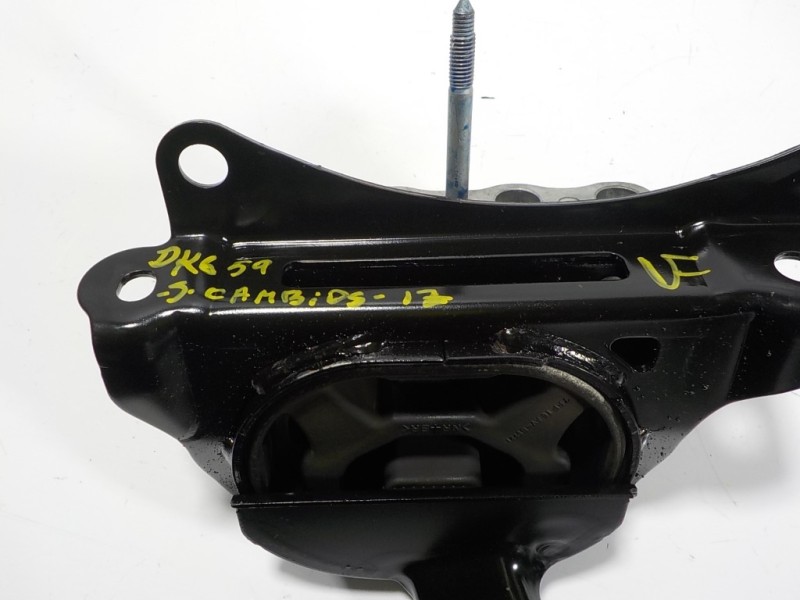 Recambio de soporte cambio para toyota corolla (e21) hybrid 90kw referencia OEM IAM   