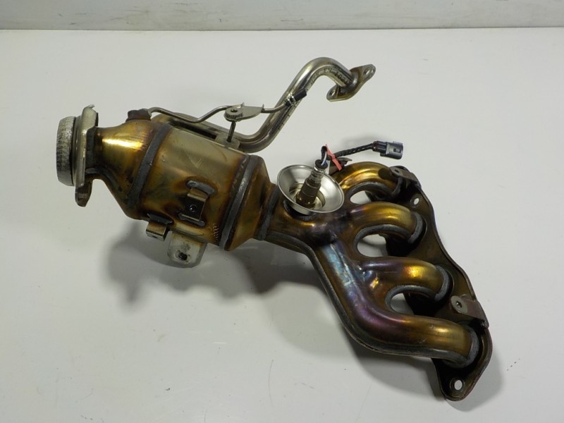 Recambio de filtro de particulas para toyota corolla (e21) hybrid 90kw referencia OEM IAM 171410T120 OT180 