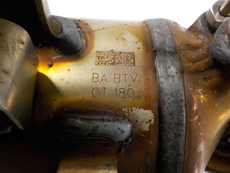 Recambio de filtro de particulas para toyota corolla (e21) hybrid 90kw referencia OEM IAM 171410T120 OT180 