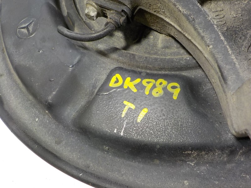 Recambio de mangueta trasera izquierda para mercedes-benz clase cls (w219) 3.0 cdi cat referencia OEM IAM A2113508308  