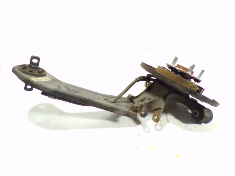 Recambio de mangueta trasera izquierda para hyundai tucson 1.7 crdi cat referencia OEM IAM 52710D7000  