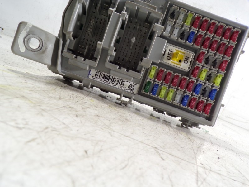 Recambio de caja reles / fusibles para hyundai i20 1.0 tgdi cat referencia OEM IAM 91955C8520 91955C8520 