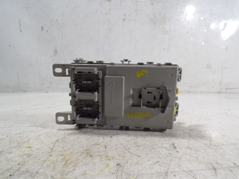 Recambio de caja reles / fusibles para hyundai i20 1.0 tgdi cat referencia OEM IAM 91955C8520 91955C8520 