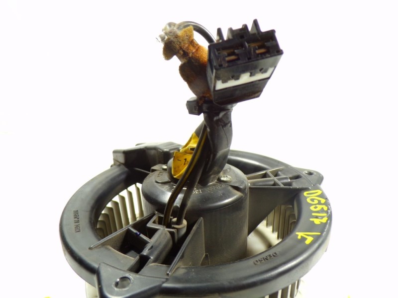 Recambio de motor calefaccion para toyota prius (nhw20) 1.5 cat referencia OEM IAM 8710347020  