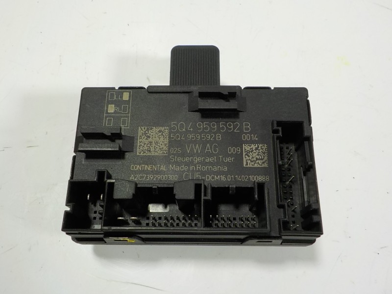Recambio de modulo electronico para seat leon (5f1) style referencia OEM IAM 5Q4959592EZ00 5Q4959592B 