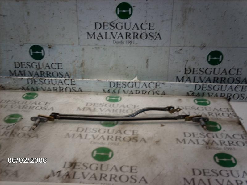 Recambio de articulacion limpia delantero para nissan trade 100 referencia OEM IAM   