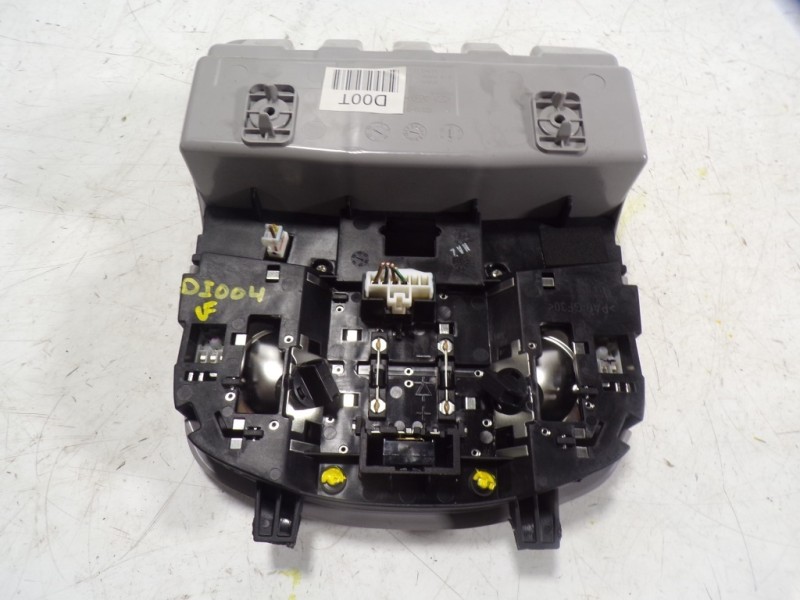 Recambio de piloto interior para hyundai tucson 1.7 crdi cat referencia OEM IAM 92800D3000TTX  