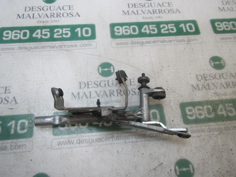 Recambio de articulacion limpia delantero para seat leon (1p1) 1.9 tdi referencia OEM IAM   