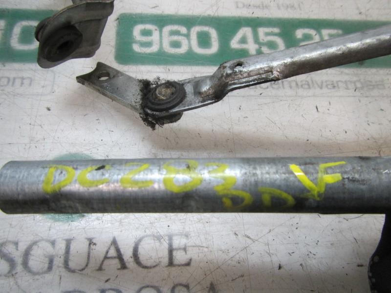 Recambio de articulacion limpia delantero para seat leon (1p1) 1.9 tdi referencia OEM IAM   